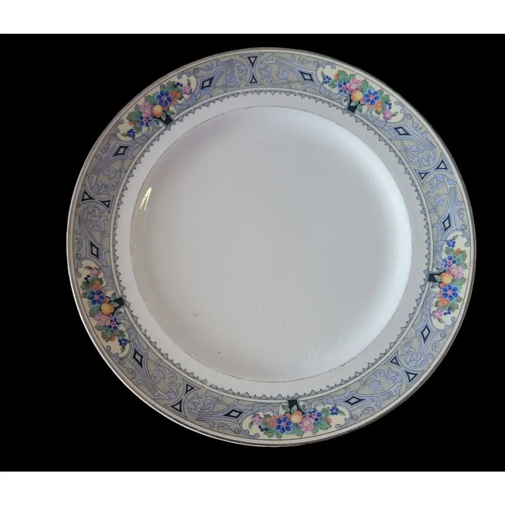 20s Vintage‎ Regal Ware RPCo made by Regal Pottery Co. 9 inch Plates England